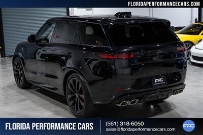 2025 Land Rover Range Rover Sport P530 Dynamic SE   - Photo 4 - Riviera Beach, FL 33407
