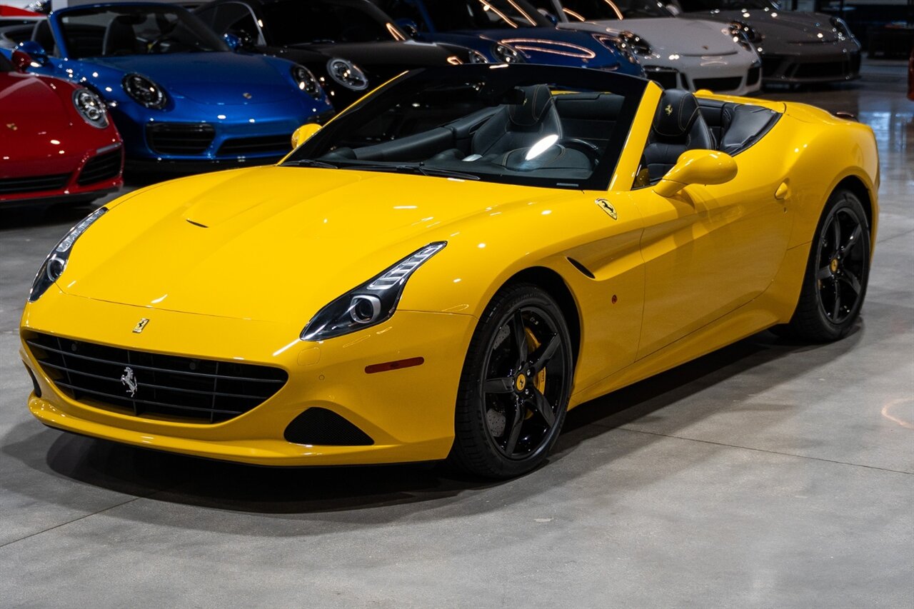 2018 Ferrari California T   - Photo 1 - Riviera Beach, FL 33407