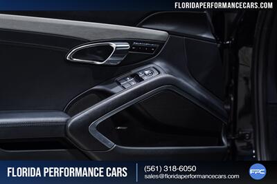 2015 Porsche 911 Turbo   - Photo 26 - Riviera Beach, FL 33407