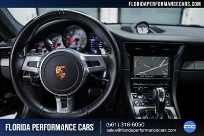 2015 Porsche 911 Turbo   - Photo 27 - Riviera Beach, FL 33407