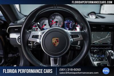 2015 Porsche 911 Turbo   - Photo 23 - Riviera Beach, FL 33407