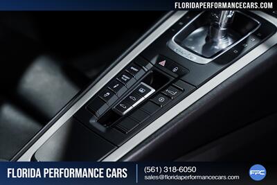 2015 Porsche 911 Turbo   - Photo 57 - Riviera Beach, FL 33407