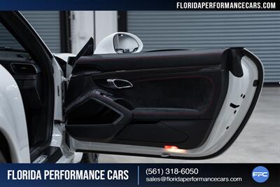 2018 Porsche 911 Carrera GTS   - Photo 35 - Riviera Beach, FL 33407