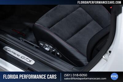 2018 Porsche 911 Carrera GTS   - Photo 27 - Riviera Beach, FL 33407