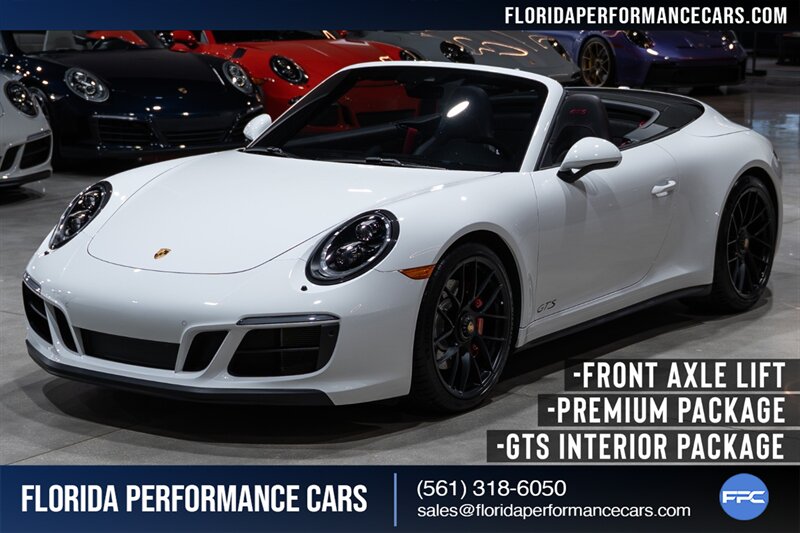 2018 Porsche 911 Carrera GTS  