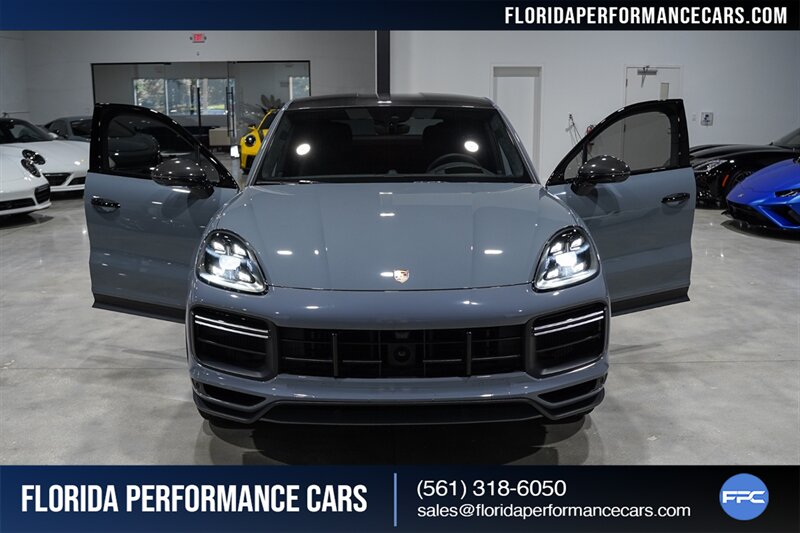 2023 Porsche Cayenne Turbo GT   - Photo 41 - Riviera Beach, FL 33407