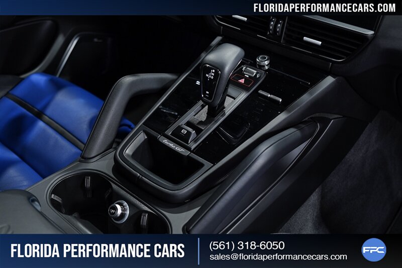 2023 Porsche Cayenne Turbo GT   - Photo 59 - Riviera Beach, FL 33407