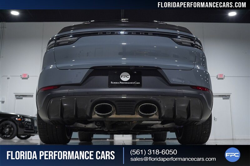 2023 Porsche Cayenne Turbo GT   - Photo 70 - Riviera Beach, FL 33407