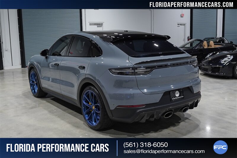 2023 Porsche Cayenne Turbo GT   - Photo 4 - Riviera Beach, FL 33407