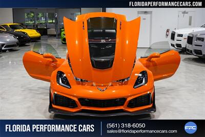 2019 Chevrolet Corvette ZR1   - Photo 38 - Riviera Beach, FL 33407