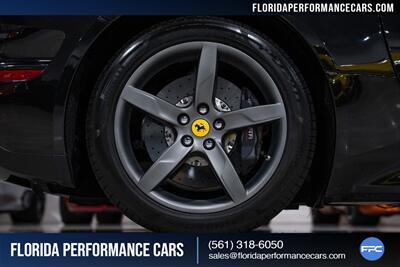 2015 Ferrari California T   - Photo 15 - Riviera Beach, FL 33407
