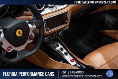 2015 Ferrari California T   - Photo 26 - Riviera Beach, FL 33407
