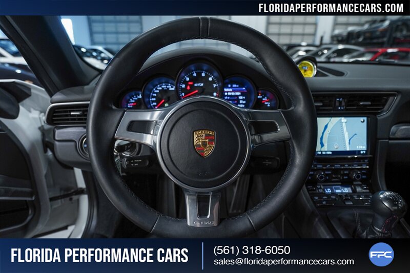 2015 Porsche 911 Carrera GTS   - Photo 22 - Riviera Beach, FL 33407