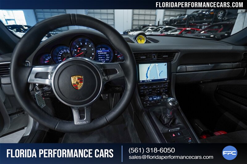 2015 Porsche 911 Carrera GTS   - Photo 23 - Riviera Beach, FL 33407