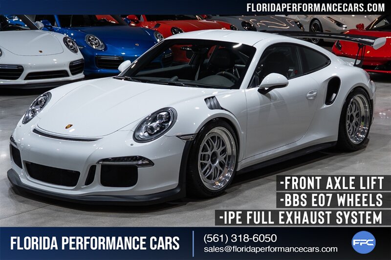 2016 Porsche 911 GT3 RS  