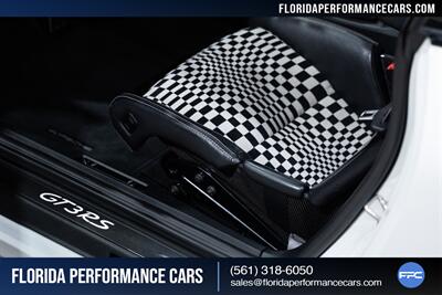 2016 Porsche 911 GT3 RS   - Photo 26 - Riviera Beach, FL 33407