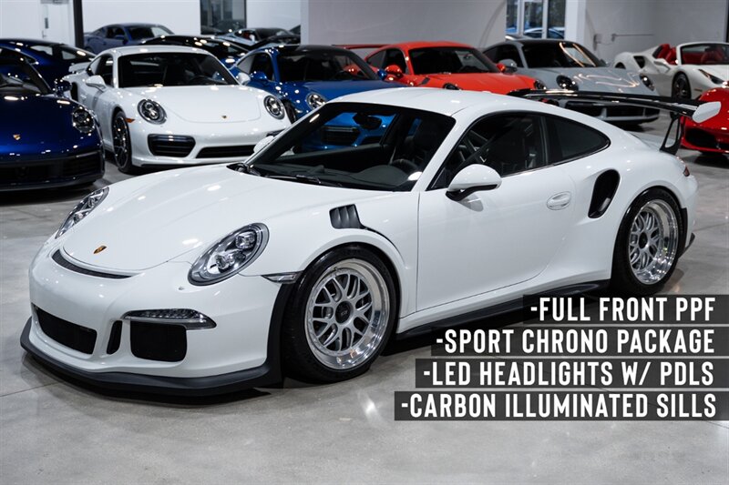2016 Porsche 911 GT3 RS  