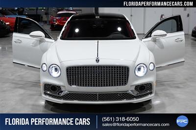 2022 Bentley Flying Spur V8   - Photo 43 - Riviera Beach, FL 33407