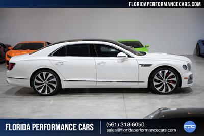 2022 Bentley Flying Spur V8   - Photo 7 - Riviera Beach, FL 33407