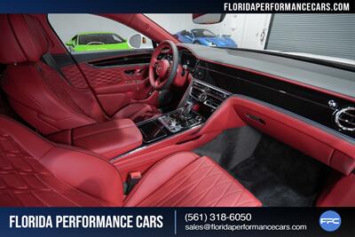 2022 Bentley Flying Spur V8   - Photo 34 - Riviera Beach, FL 33407