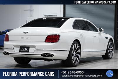 2022 Bentley Flying Spur V8   - Photo 13 - Riviera Beach, FL 33407
