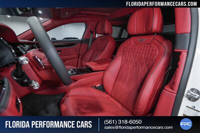 2022 Bentley Flying Spur V8   - Photo 19 - Riviera Beach, FL 33407