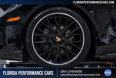 2020 Porsche Panamera 4S   - Photo 11 - Riviera Beach, FL 33407