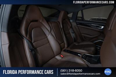 2020 Porsche Panamera 4S   - Photo 34 - Riviera Beach, FL 33407