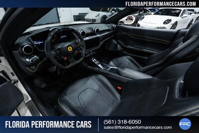 2019 Ferrari Portofino   - Photo 22 - Riviera Beach, FL 33407
