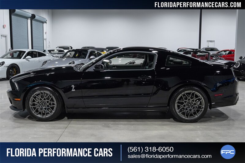 2013 Ford Shelby GT500   - Photo 3 - Riviera Beach, FL 33407