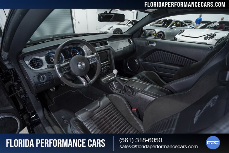 2013 Ford Shelby GT500   - Photo 22 - Riviera Beach, FL 33407