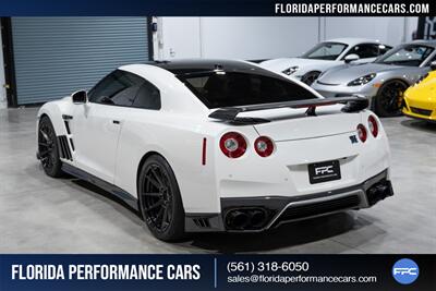 2017 Nissan GT-R Premium   - Photo 4 - Riviera Beach, FL 33407