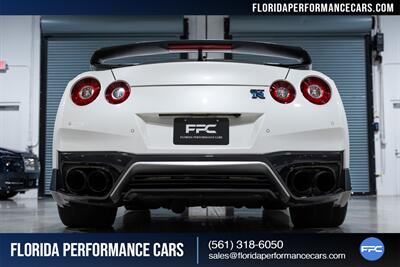 2017 Nissan GT-R Premium   - Photo 81 - Riviera Beach, FL 33407