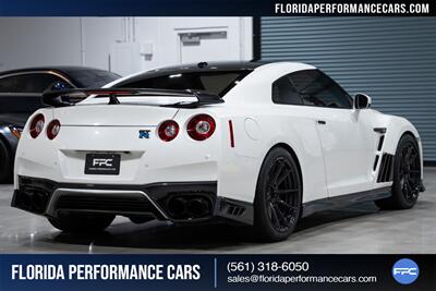 2017 Nissan GT-R Premium   - Photo 14 - Riviera Beach, FL 33407