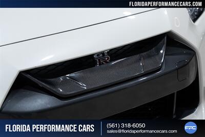 2017 Nissan GT-R Premium   - Photo 71 - Riviera Beach, FL 33407