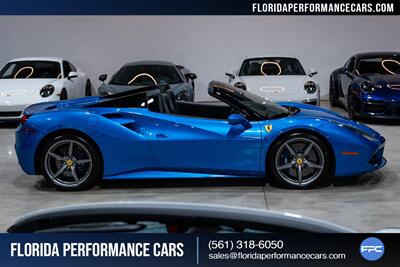 2017 Ferrari 488 Spider   - Photo 8 - Riviera Beach, FL 33407