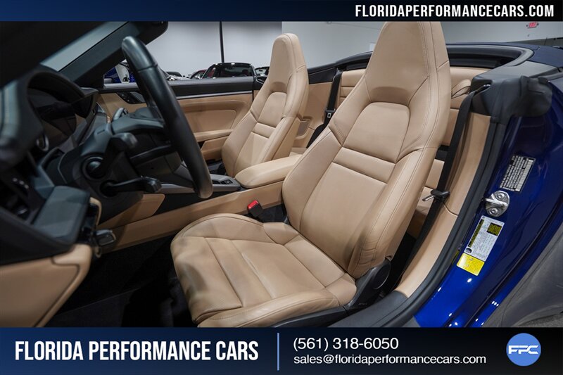 2021 Porsche 911 Carrera 4S   - Photo 21 - Riviera Beach, FL 33407