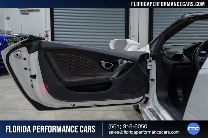 2019 Lamborghini Huracan LP 580-2 Spyder   - Photo 22 - Riviera Beach, FL 33407