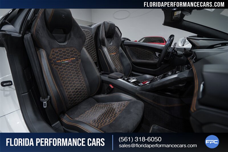 2019 Lamborghini Huracan LP 580-2 Spyder   - Photo 28 - Riviera Beach, FL 33407