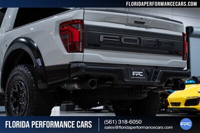 2024 Ford F-150 Raptor R   - Photo 17 - Riviera Beach, FL 33407