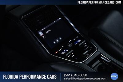 2021 Porsche Panamera Turbo S E-Hybrid   - Photo 66 - Riviera Beach, FL 33407
