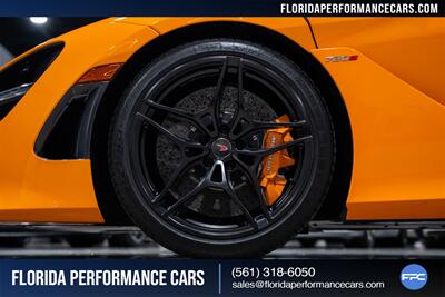2018 McLaren 720S Performance   - Photo 12 - Riviera Beach, FL 33407