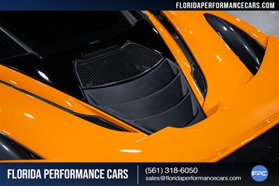 2018 McLaren 720S Performance   - Photo 61 - Riviera Beach, FL 33407