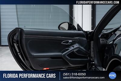 2014 Porsche 911 Turbo S - Photo 23 - Riviera Beach, FL 33407
