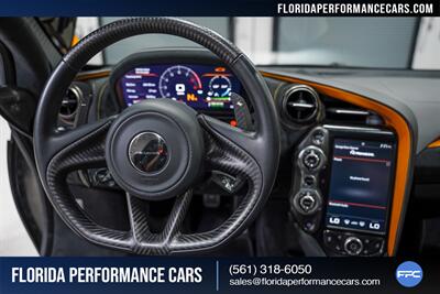 2018 McLaren 720S Performance   - Photo 30 - Riviera Beach, FL 33407