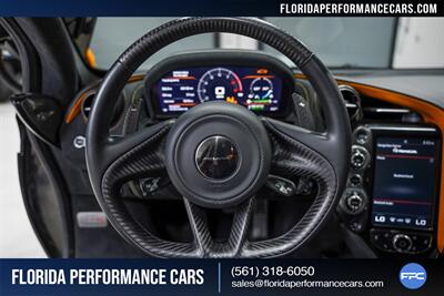 2018 McLaren 720S Performance   - Photo 24 - Riviera Beach, FL 33407