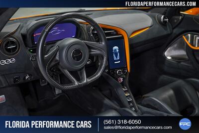 2018 McLaren 720S Performance   - Photo 44 - Riviera Beach, FL 33407