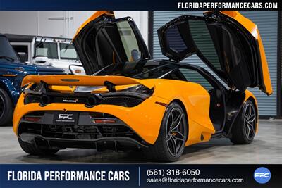 2018 McLaren 720S Performance   - Photo 18 - Riviera Beach, FL 33407