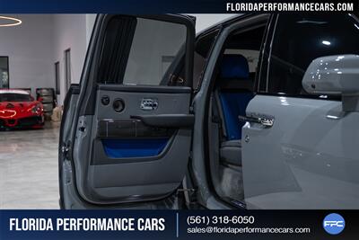 2023 Rolls-Royce Black Badge Cullinan   - Photo 35 - Riviera Beach, FL 33407