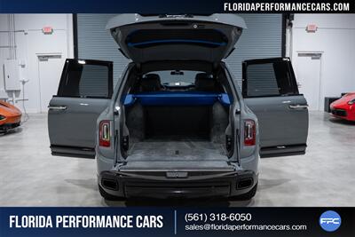 2023 Rolls-Royce Black Badge Cullinan   - Photo 59 - Riviera Beach, FL 33407